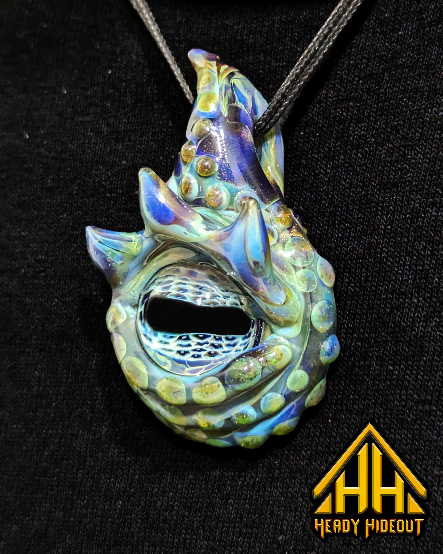 Kraken Eye Pendant - Mako Glass