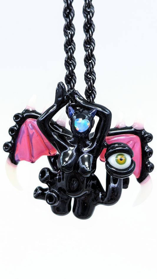 Succubus pendant - Ishtar & Salt