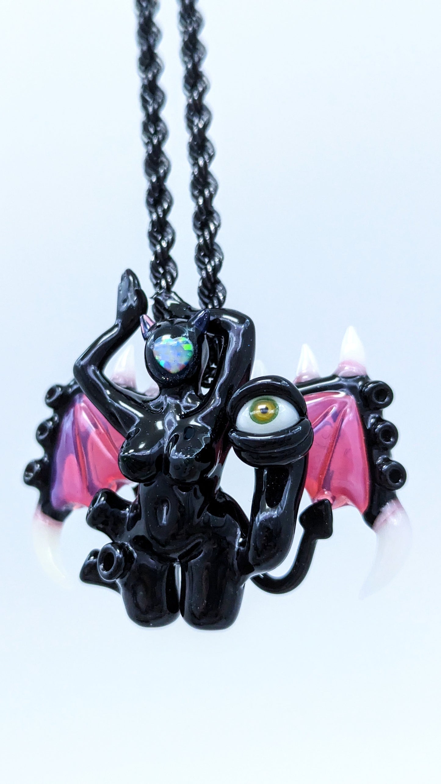 Succubus pendant - Ishtar & Salt