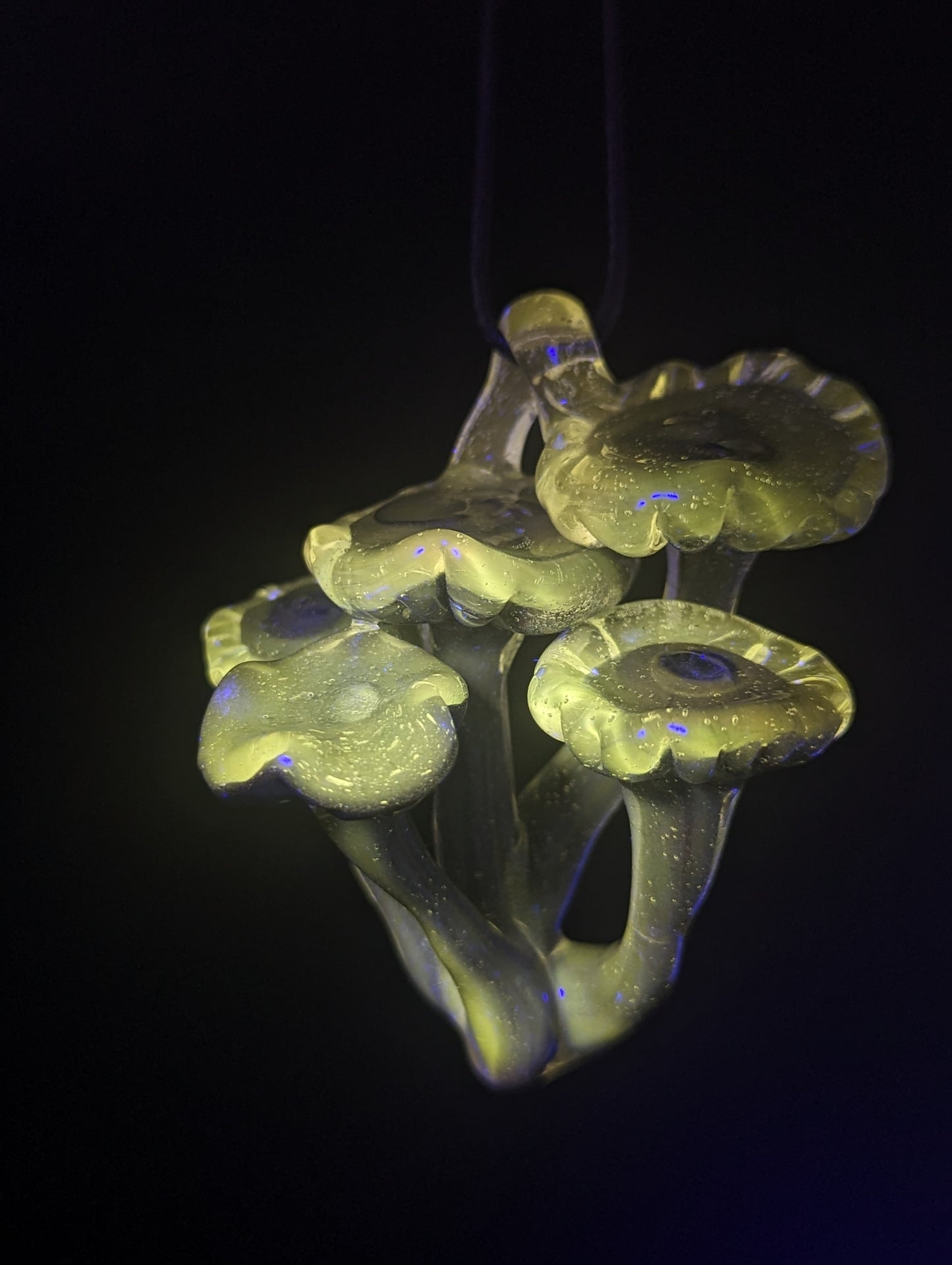 UV Mushroom Cluster by Antihero Glass